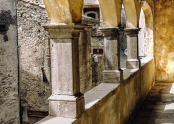 The village made of stone – Santo Stefano di Sessanio