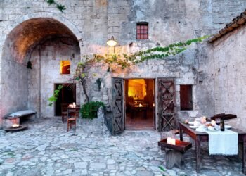 Le Grotte della Civita