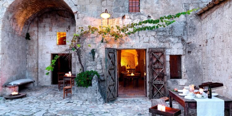 Le Grotte della Civita