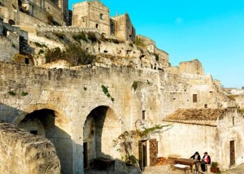 Le Grotte della Civita