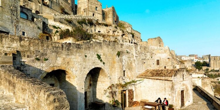 Le Grotte della Civita
