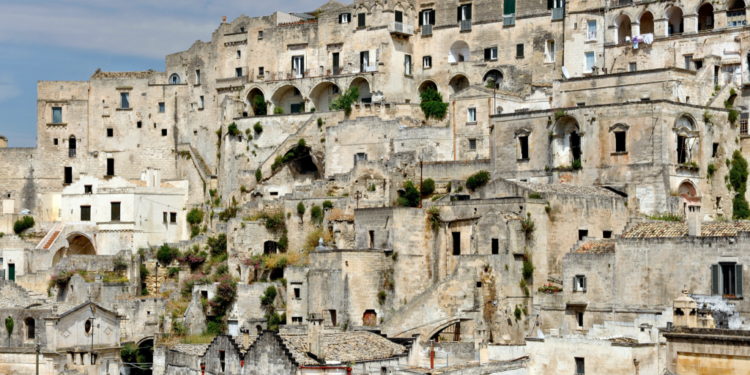 En las cuevas de Matera