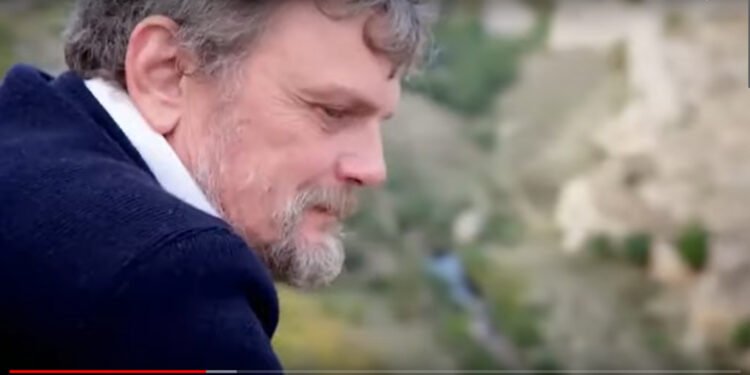 Worlds Most Secret Hotels